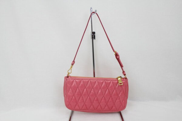 imgrc0072452686 Miu Miu 2WAY Chain Shoulder Bag Leather Pink