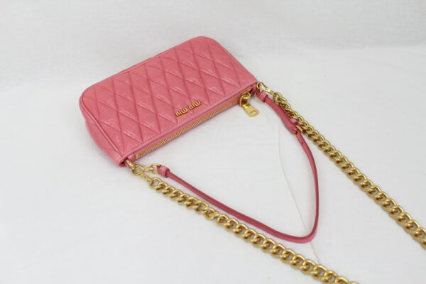 imgrc0072452688 Miu Miu 2WAY Chain Shoulder Bag Leather Pink