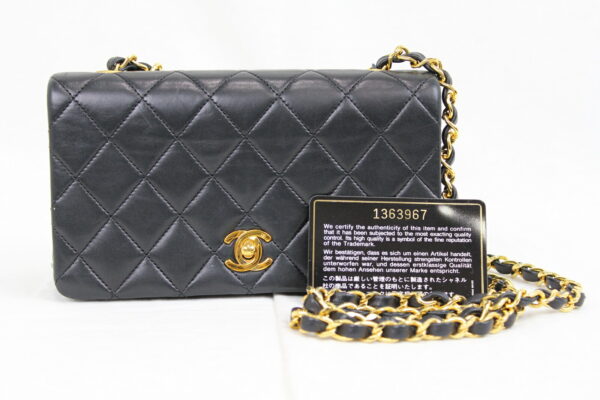 imgrc0072529088 Chanel Matelasse Mini Chain Shoulder Bag Black