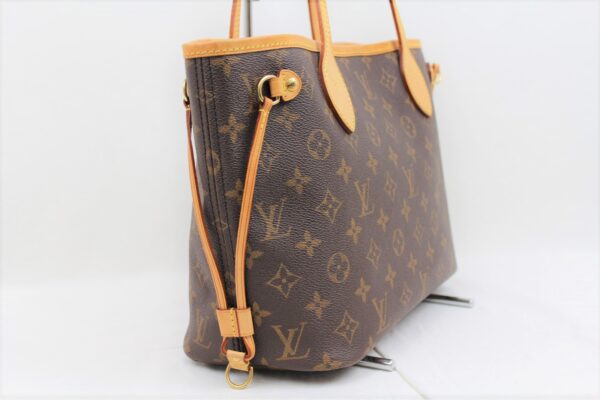 imgrc0072618120 Louis Vuitton Neverfull PM Tote Bag Monogram Brown