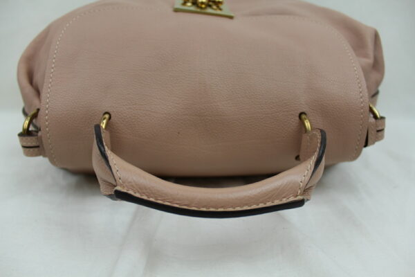 imgrc0072622688 Chloe Elsie Handbag 2Way Leather Beige