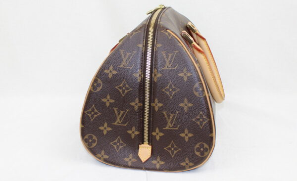 imgrc0072647485 Louis Vuitton Rivera MM Handbag Monogram