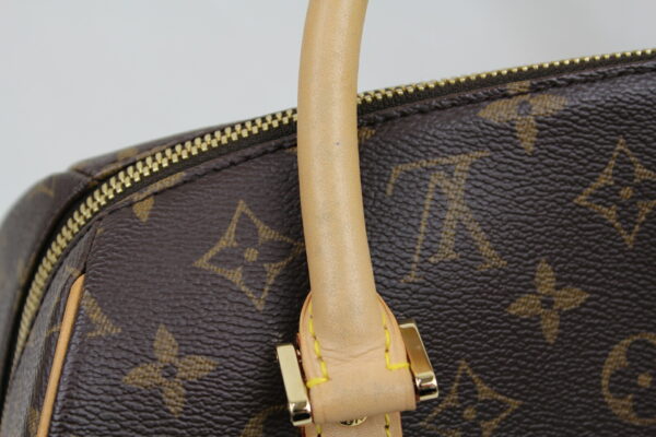 imgrc0072647491 Louis Vuitton Rivera MM Handbag Monogram