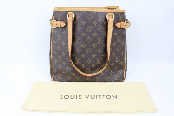 imgrc0072791343 Louis Vuitton Batignolles Vertical One Hand Shoulder Bag Monogram