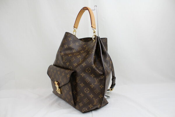 imgrc0072879098 Louis Vuitton Metis 2WAY Bag Monogram Canvas Brown