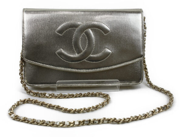 imgrc0073097148 Chanel Chain Shoulder Wallet Shoulder Bag Champagne