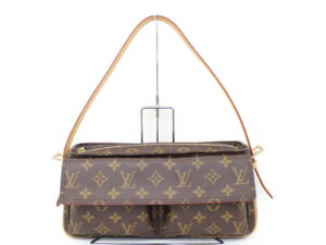 imgrc0073108733 Louis Vuitton Monogram Amfar Three Vanity Star Brown Shoulder Bag