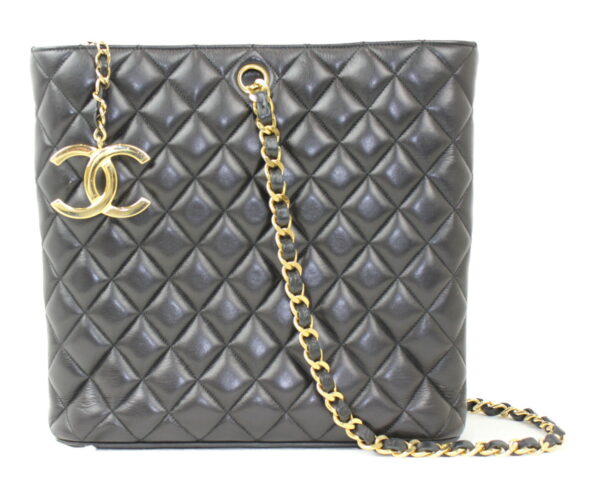 imgrc0073146040 Chanel 1 Chain Tote Bag Matelasse Black