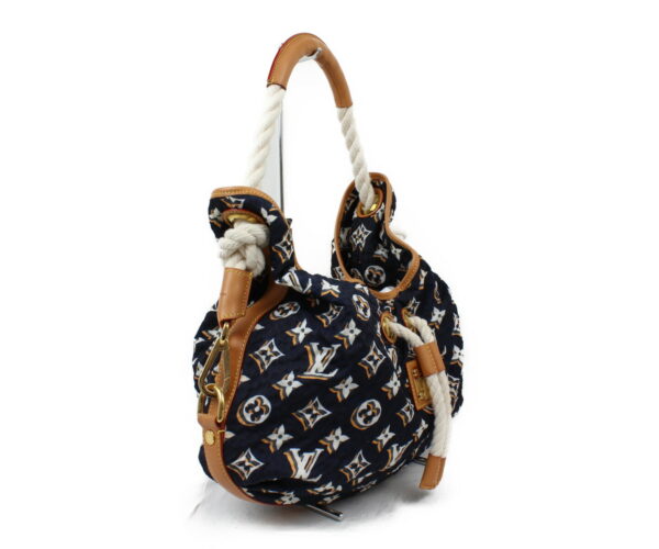 imgrc0073148080 Louis Vuitton Bulle MM Shoulder Bag Monogram Marine