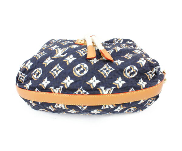 imgrc0073148083 Louis Vuitton Bulle MM Shoulder Bag Monogram Marine