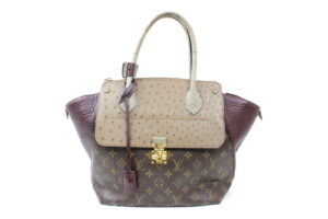 imgrc0073162238 Louis Vuitton Pochette Metis 2way Shoulder Bag Brown