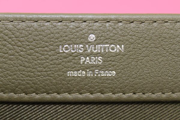 imgrc0073170295 Louis Vuitton Lock Me 2 BB Handbag Leather Pink Khaki