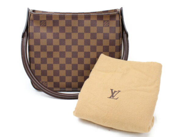 imgrc0073193614 Louis Vuitton Looping Shoulder Bag Damier Azur