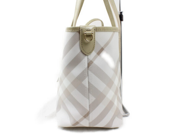 imgrc0073198730 Burberry Tote Nylon Bag Light