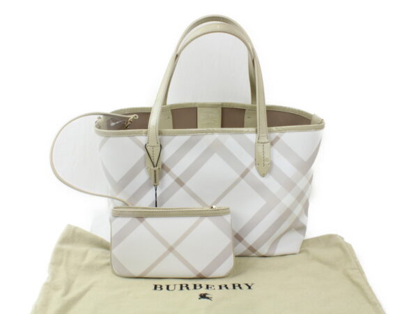 imgrc0073198735 Burberry Tote Nylon Bag Light