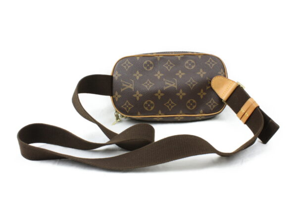 imgrc0073205028 Louis Vuitton Pochette Ganju Body Bag Monogram Brown