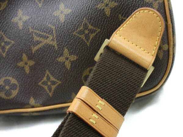 imgrc0073205030 Louis Vuitton Pochette Ganju Body Bag Monogram Brown