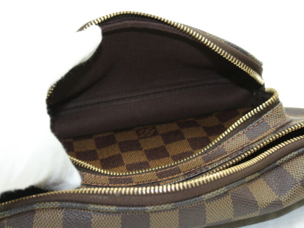 imgrc0073205090 Louis Vuitton Bum Bag Melville Body Bag Damier Brown