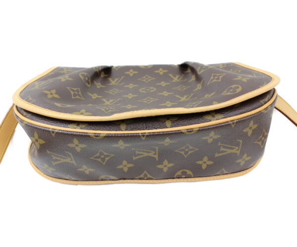 imgrc0073209801 Louis Vuitton Menilmontant PM Shoulder Bag Monogram Canvas