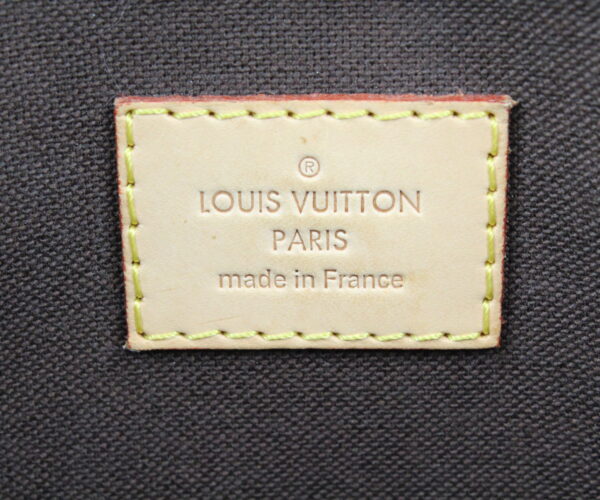 imgrc0073209803 Louis Vuitton Menilmontant PM Shoulder Bag Monogram Canvas