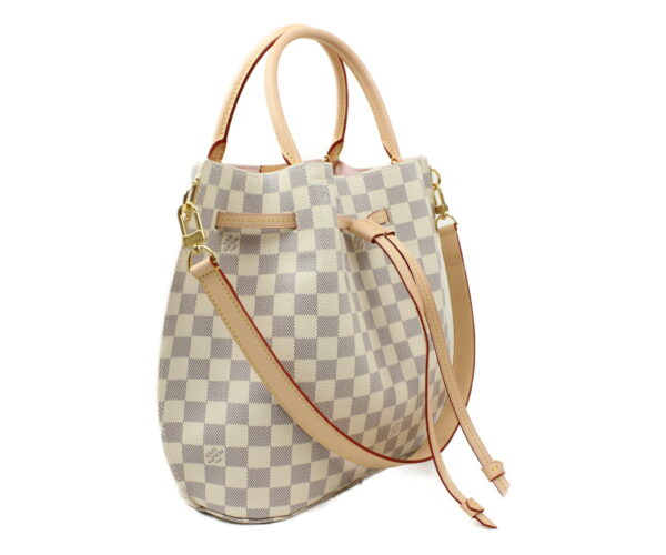 imgrc0073236961 Louis Vuitton Girolatta Tote Bag Damier Azur