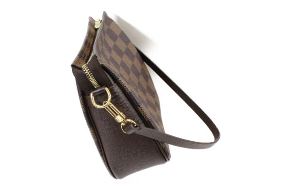 imgrc0073251981 Louis Vuitton Truth Accessory Case Damier Ebene