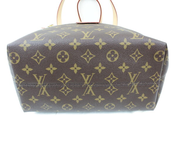 imgrc0073265084 Louis Vuitton Jena PM Shoulder Bag Monogram Brown