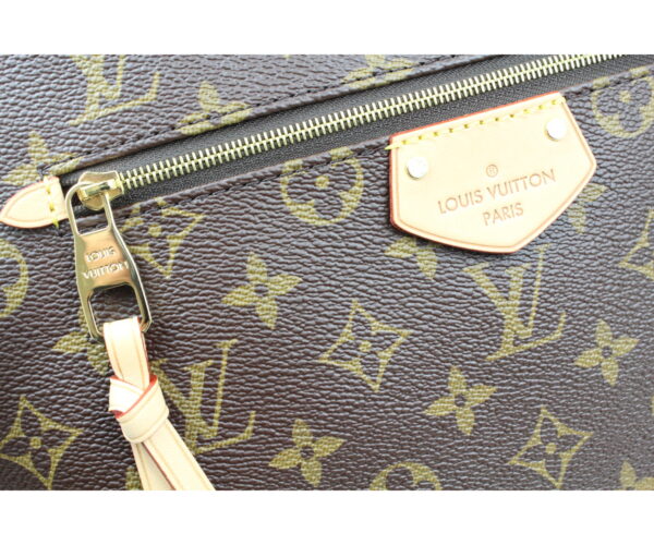 imgrc0073265087 Louis Vuitton Jena PM Shoulder Bag Monogram Brown