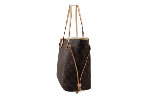 imgrc0073324328 Louis Vuitton Neverfull MM Tote Bag Monogram Brown