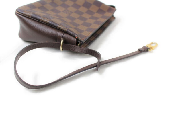 imgrc0073419951 Louis Vuitton Truth Accessory Case Damier Ebene Brown