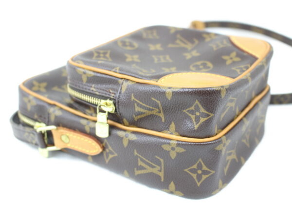 imgrc0073420103 Louis Vuitton Amazon Shoulder Bag Monogram Canvas