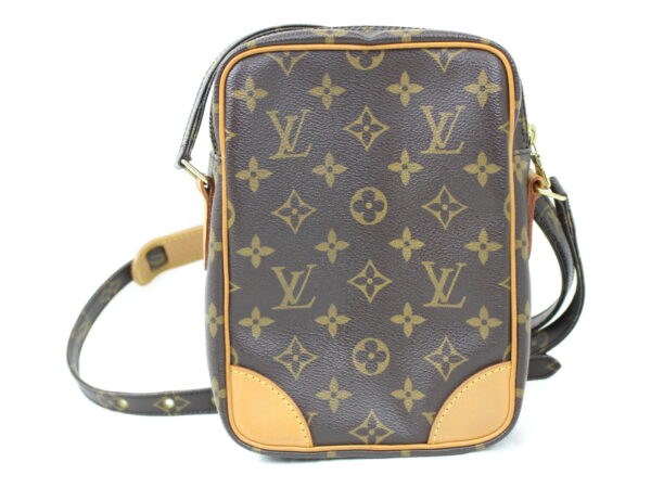 imgrc0073420104 Louis Vuitton Amazon Shoulder Bag Monogram Canvas