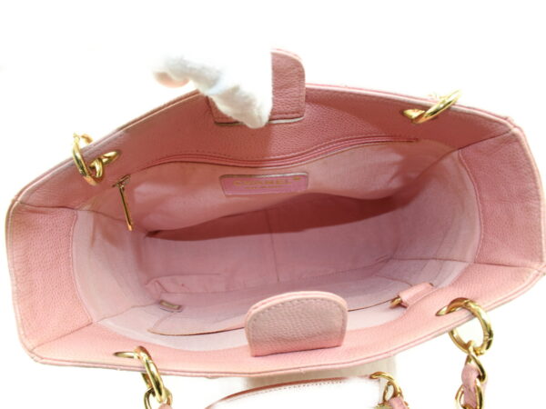 imgrc0073478364 Chanel Reprint Chain Tote Bag Pink Caviar Skin