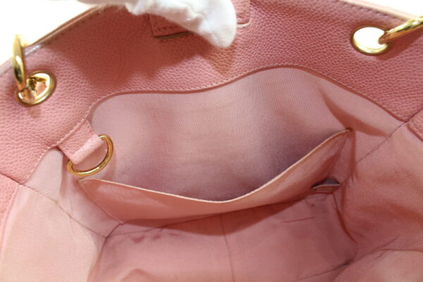 imgrc0073478370 Chanel Reprint Chain Tote Bag Pink Caviar Skin