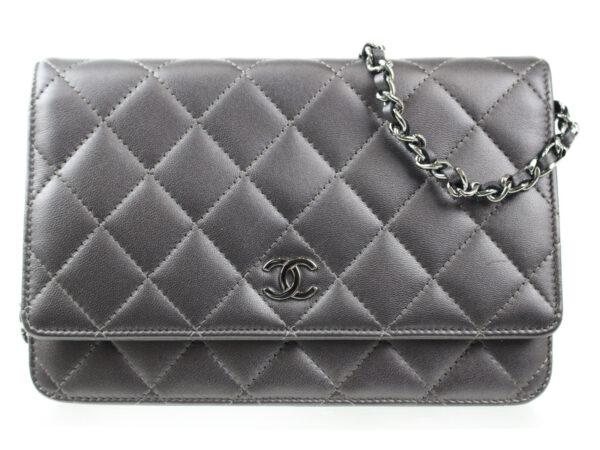 imgrc0073491156 Chanel Chain Wallet Leather Gray