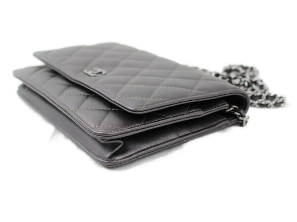 imgrc0073491158 Chanel Chain Wallet Leather Gray