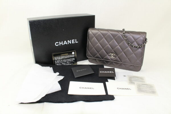 imgrc0073491166 Chanel Chain Wallet Leather Gray