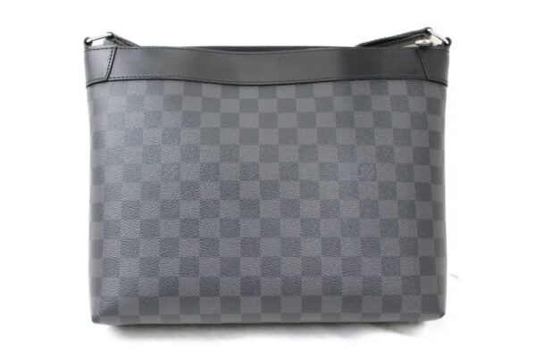 imgrc0073639276 Louis Vuitton Mick Shoulder Bag Damier Graphite