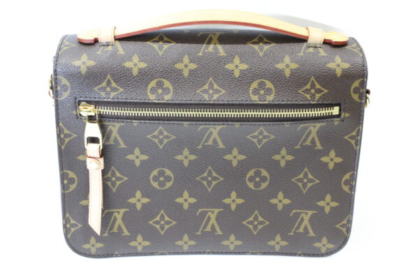 imgrc0073647316 Louis Vuitton Pochette Metis 2WAY Bag Monogram Brown