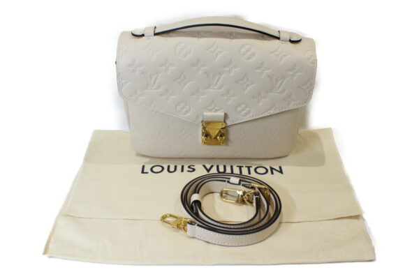 imgrc0073647375 Louis Vuitton Pochette Metis MM 2WAY Bag Empreinte