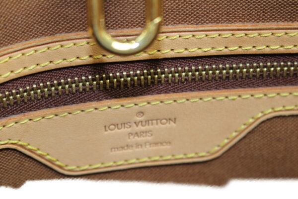 imgrc0073744989 Louis Vuitton Batignolles Horizontal Tote Bag Monogram Brown Beige