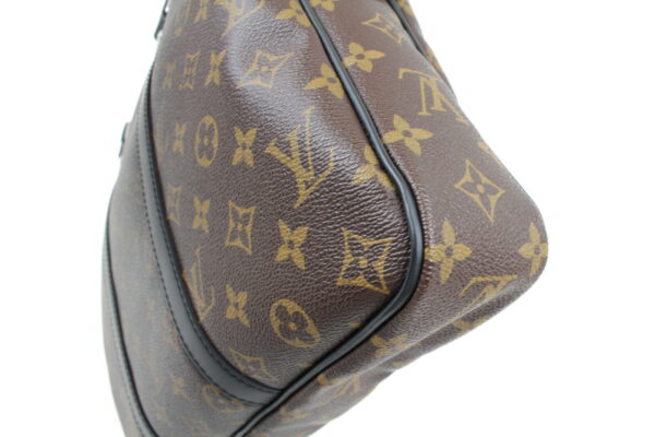 imgrc0073756700 Louis Vuitton PDV PM Porte Document Voyage Shoulder Bag Macassar