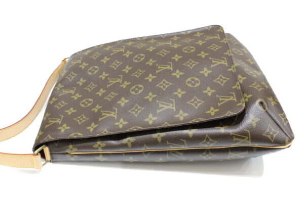 imgrc0073826887 Louis Vuitton Shoulder Bag Monogram