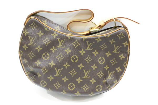 imgrc0073828427 Louis Vuitton Croissant MM Handbag Monogram