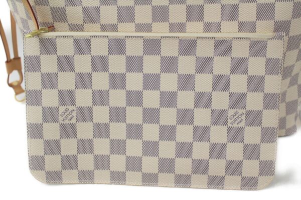 imgrc0073854831 Louis Vuitton Neverfull MM Tote Bag Damier Azur White