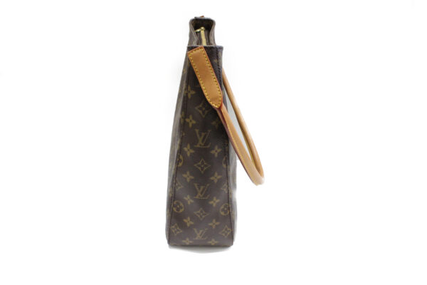 imgrc0073856737 Louis Vuitton Looping GM Shoulder Bag Monogram