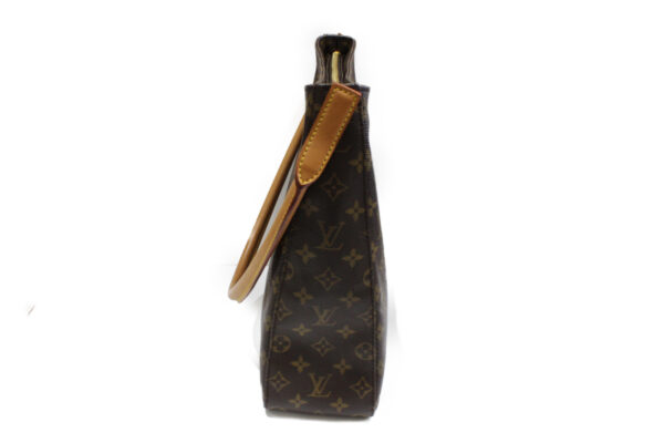 imgrc0073856738 Louis Vuitton Looping GM Shoulder Bag Monogram