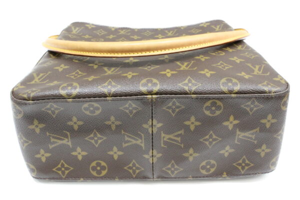 imgrc0073856740 Louis Vuitton Looping GM Shoulder Bag Monogram