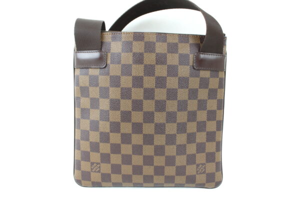 imgrc0073858996 Louis Vuitton Pochette Melvire Shoulder Bag Damier