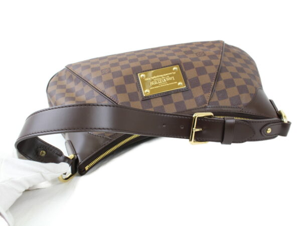 imgrc0073872272 Louis Vuitton Thames GM Shoulder Bag Damier Ebene Brown